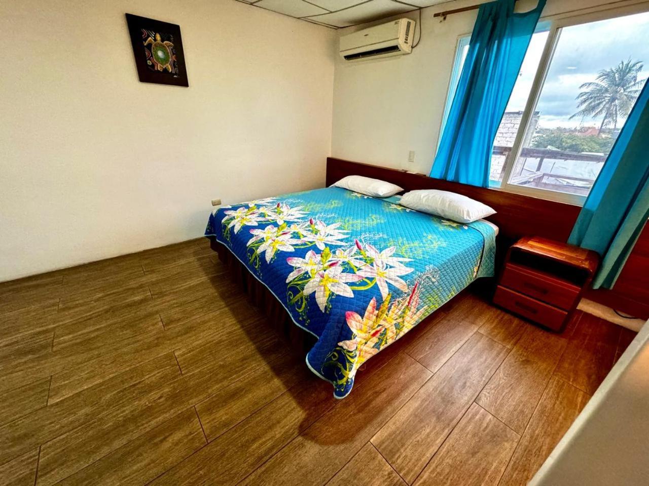 Hostal Muyuyo Пуэрто-Айора Экстерьер фото