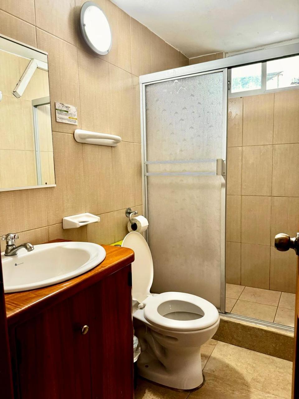 Hostal Muyuyo Пуэрто-Айора Экстерьер фото