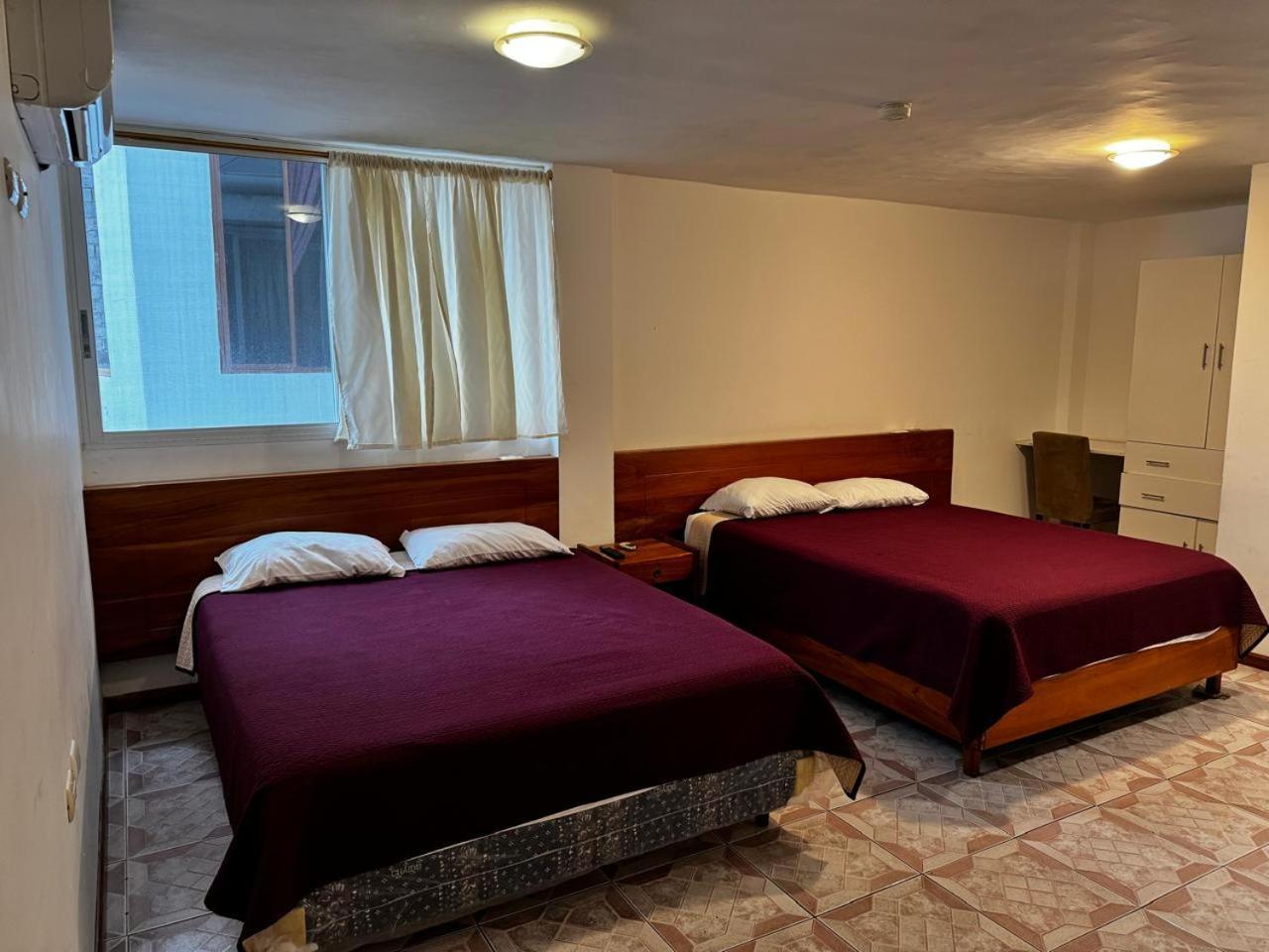 Hostal Muyuyo Пуэрто-Айора Экстерьер фото