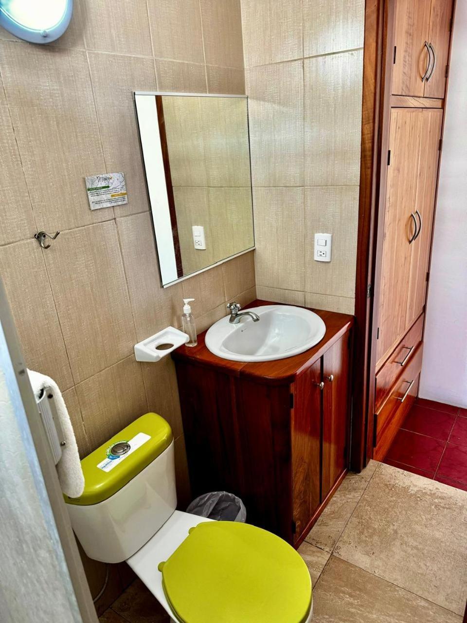 Hostal Muyuyo Пуэрто-Айора Экстерьер фото