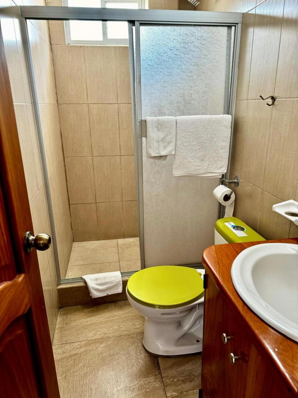 Hostal Muyuyo Пуэрто-Айора Экстерьер фото